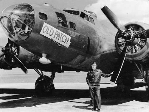 O'Neill with a B17 bomber 